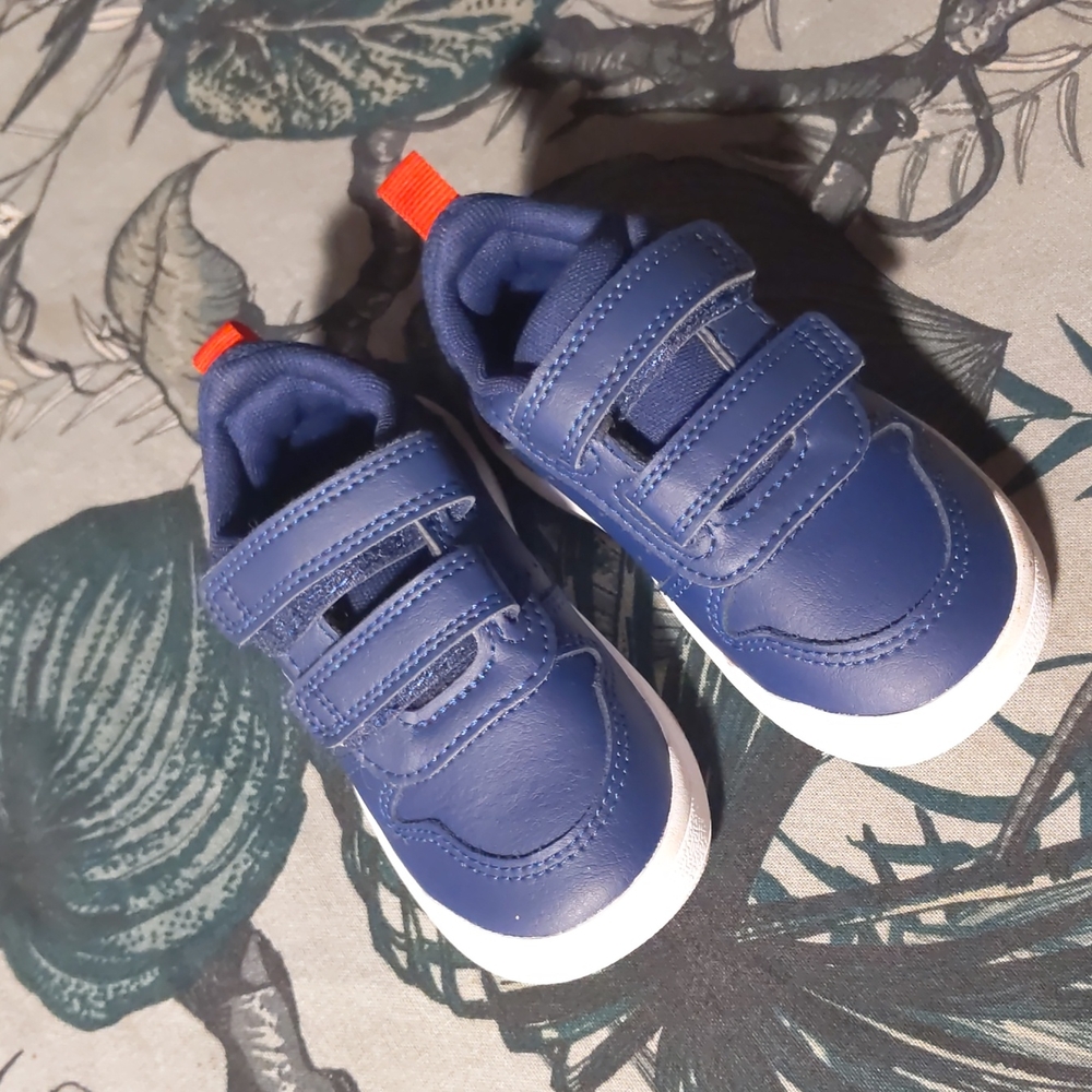 Almost new Adidas running shoes for toddlers